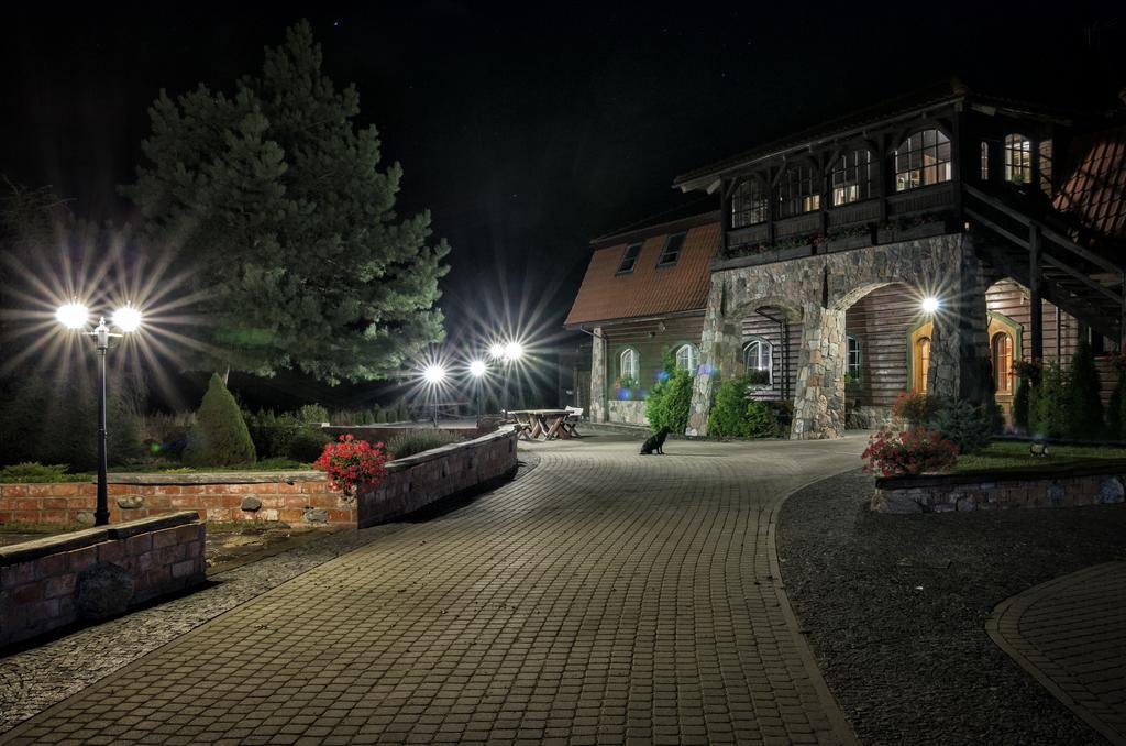 Gosciniec Figlowka Villa Laskowice  ภายนอก รูปภาพ